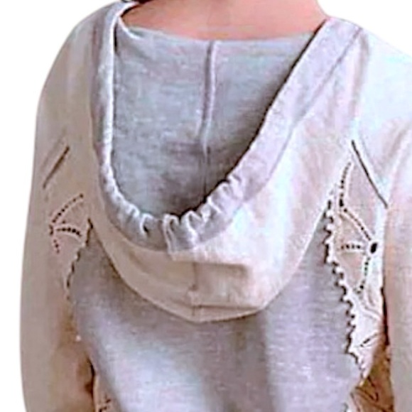 $148 Anthropologie Daisy Lace Top Large 10 12 Sweatshirt Hoodie Unique Hoody NWT - Picture 8 of 16